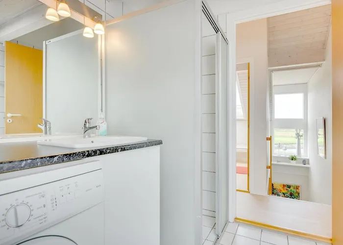 Helvig - 2-3km From The Sea By Interhome Appartement *