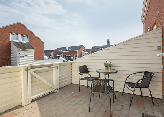 Helvig - 2-3km From The Sea By Interhome Appartement